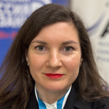 Irina Illarionova