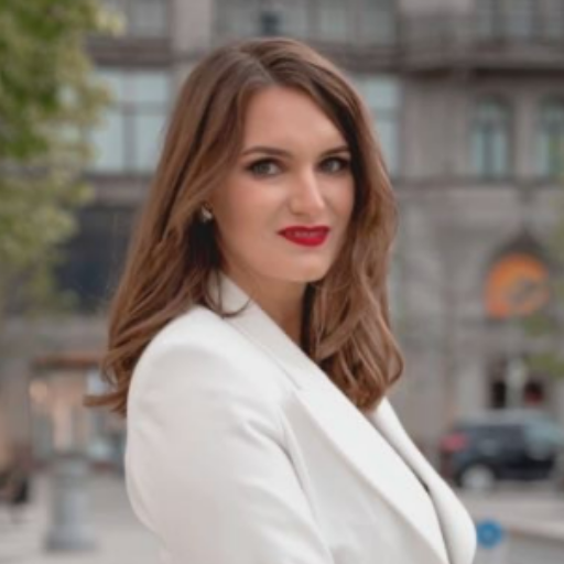 Екатерина Артемова