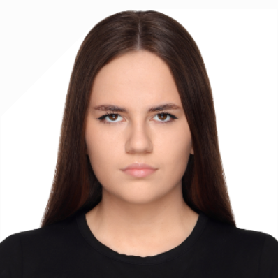 Полина Столбова