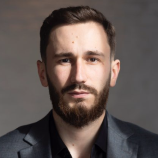 Максим Кузьмин