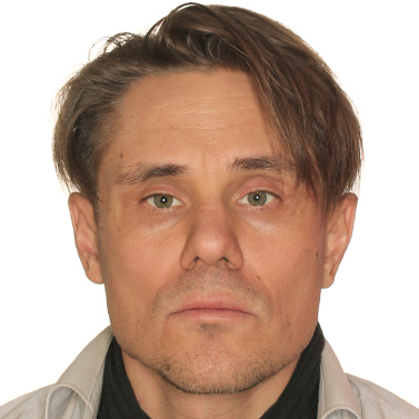 Максим Ефремов