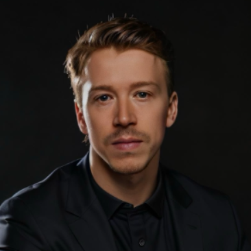 Дмитрий Мирошников