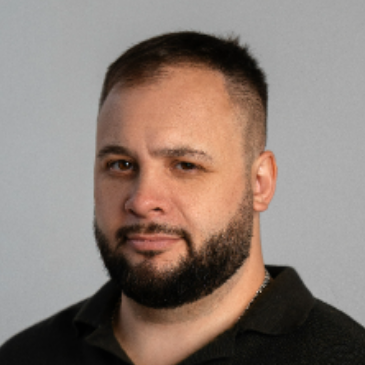 Дмитрий Безруков