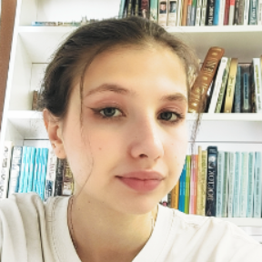Полина Корникова