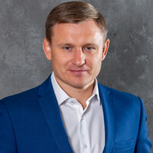 Максим Петунин