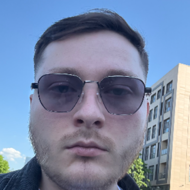 Денис Автушенко