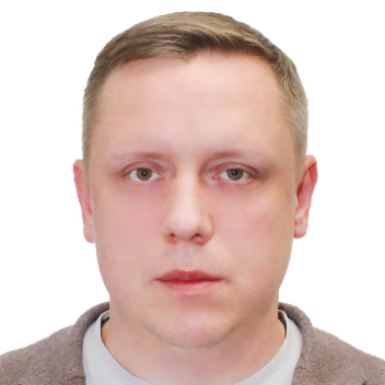 Михаил Аверин