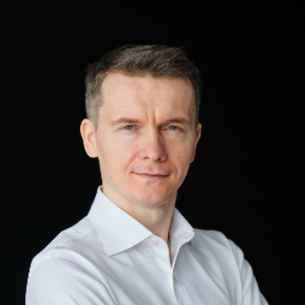 Александр Овчаров