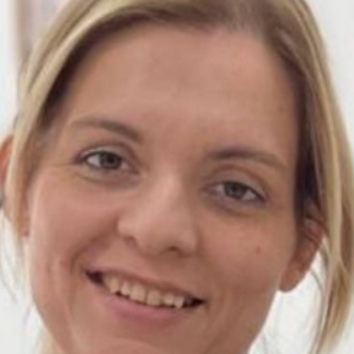 Александра Напольникова