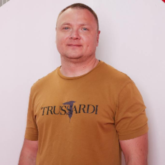 Артем Харланов