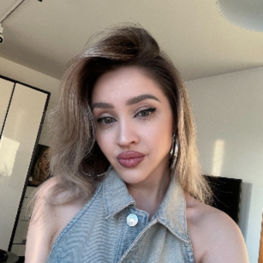 Анна Антропова