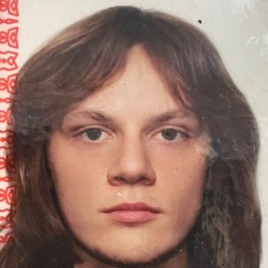 Павел Надежкин