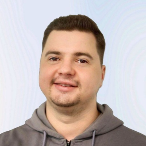 Михаил Коновалов