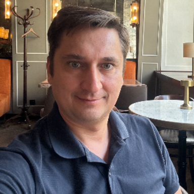 Антон Пивоваров