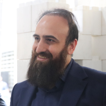 Милад Садрханлу