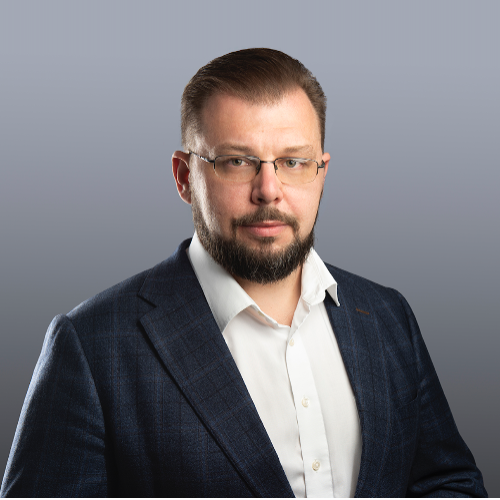Дмитрий Наумов