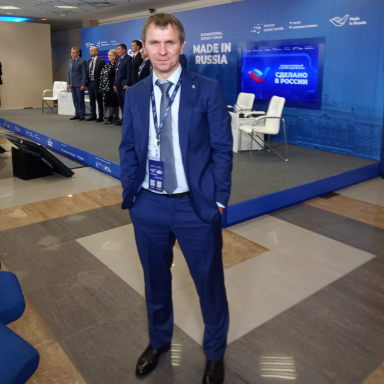 Олег Медведев