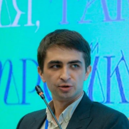 Евгений Брусникин