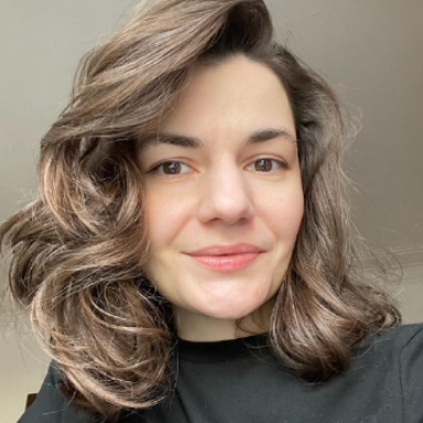 Марина Назипова