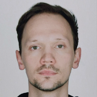Artem Varzonov