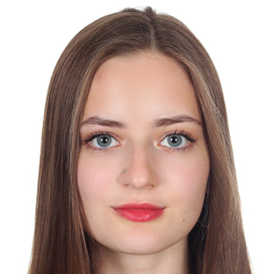 Арина Кудрявцева