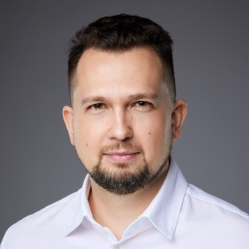 Дмитрий Семенов