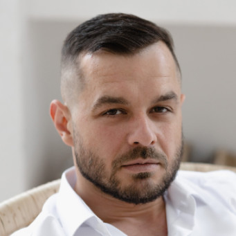 Aleksandr Ikonnikov