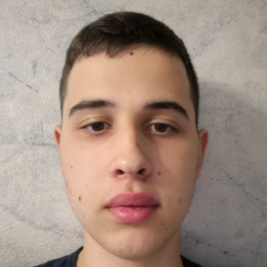 Ислам Юсупов