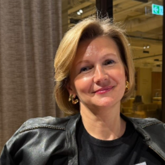 Елена Оленева