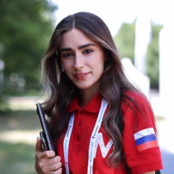 Айна Османова