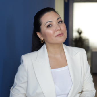 Alina Kutlakhmetova